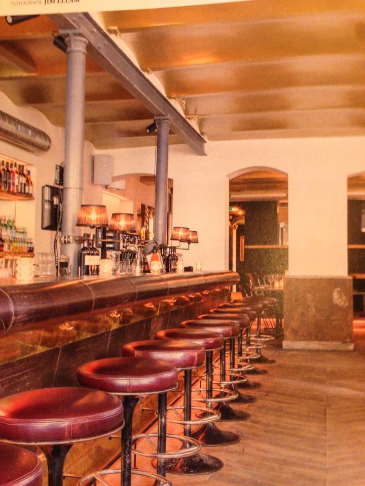 64998_575022869220967_1635370318_n